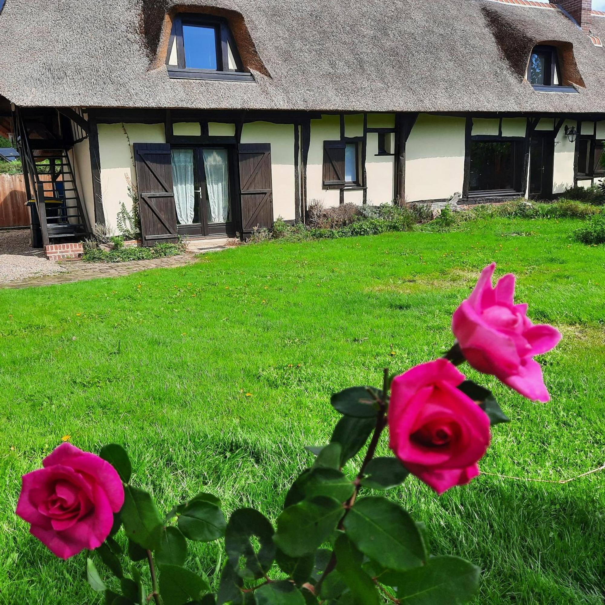 Les 2 Chaumieres Avec Piscine Villa Epinay Exterior foto